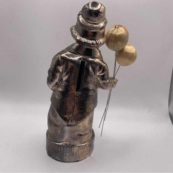 Vintage silver-plated Leonard the Clown bank. Pre-owned. 3 silk covered balloon - Picture 4 of 9
